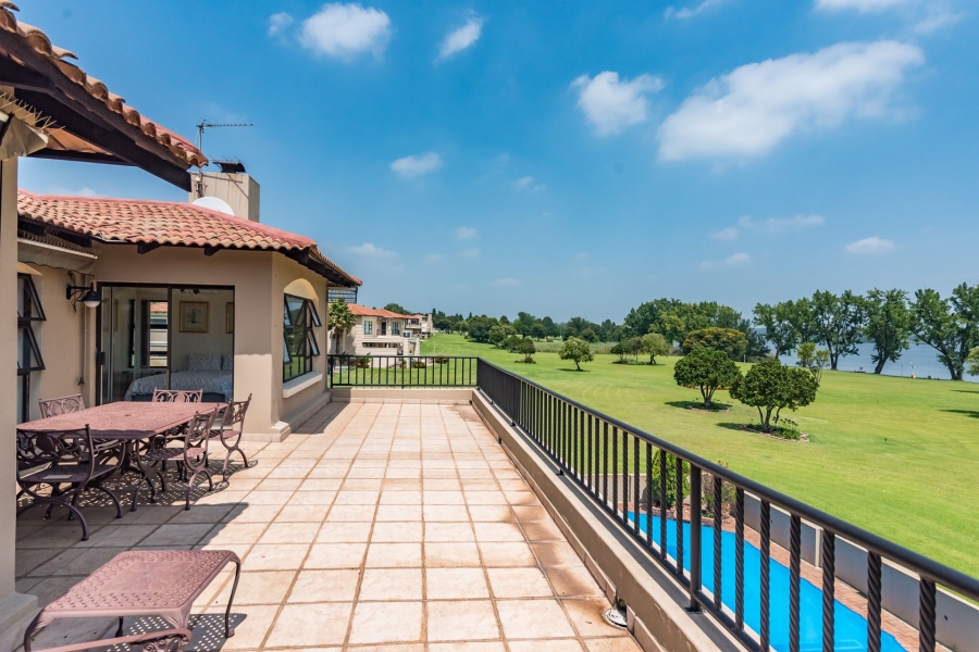 5 Bedroom Property for Sale in Club Milos Estate Free State